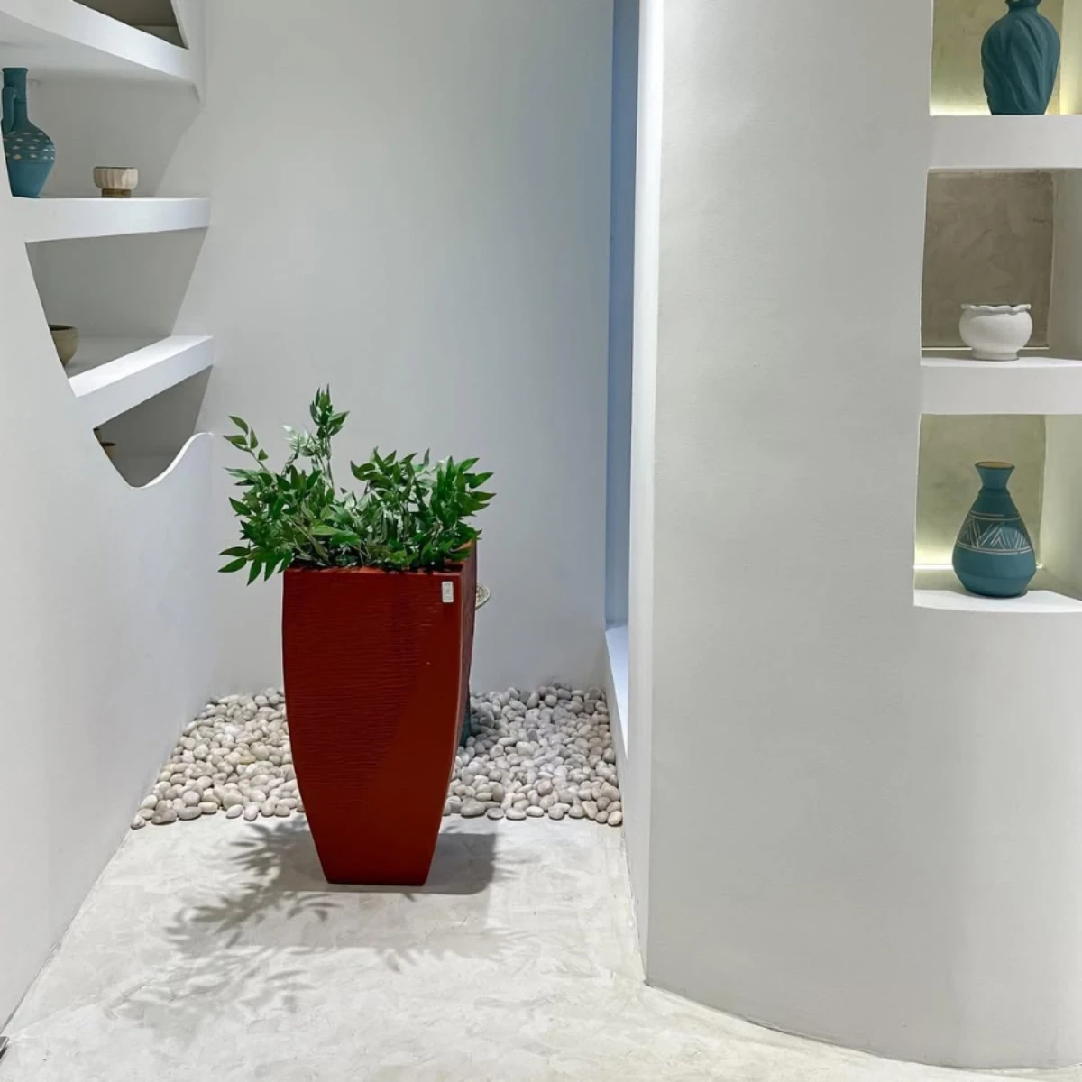 مزهرية هرمية