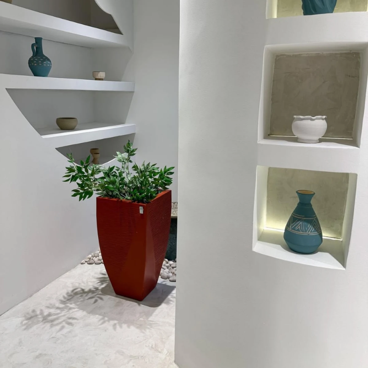 مزهرية هرمية